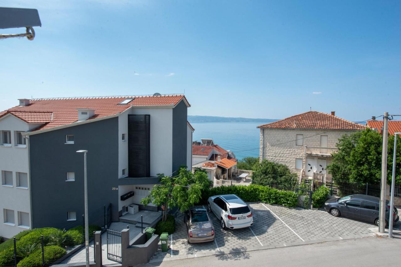 Apartments Bevanda Podstrana Exterior photo