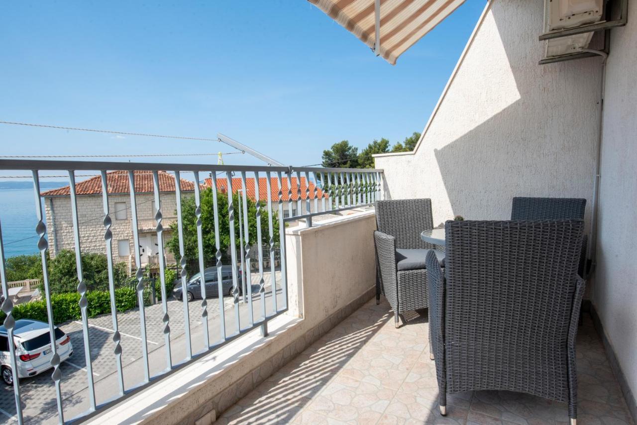 Apartments Bevanda Podstrana Exterior photo