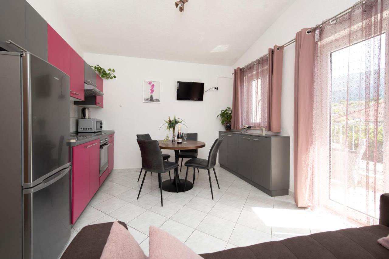 Apartments Bevanda Podstrana Exterior photo